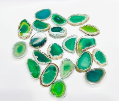 China Donghai wholesale slices of 2021 new natural green agate are used to decorate gifts for sale