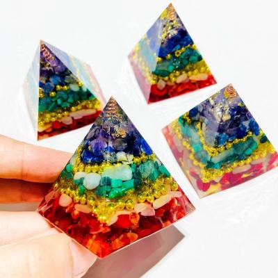 China China Guaranteed Quality Price 7 Chakra Appropriate Crystal Crafts Pyramid Gifts for sale