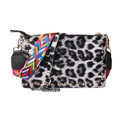 China High quality PU leopard pattern plaid geometry guitar metal women colorful shoulder bags strap rivet nail decoration shoulder bag for sale