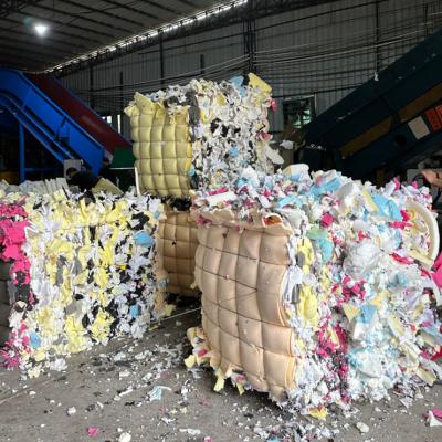 China All Shredded Furniture Foam Household Foam Filling Filling Waste Memory Foam Waste Scrap For Filling for sale