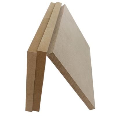 China Modern 4X9 12mm 18mm decoracion de peeled wooden MDF malaysia price wooden plank MDF for sale