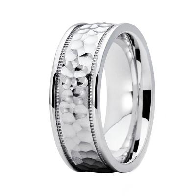 China Fashionable Wedding Rings Wholesale Hammered Jewelry Wholesale Pure Titanium Silver Color Titanium Rings For Women Men for sale