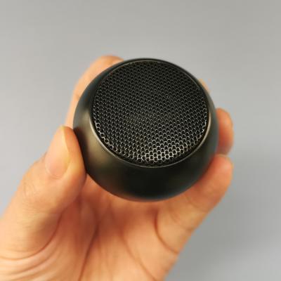 China 2021 Portable EZCast Tws Mini Speaker Multifunctional Outdoor Sports Around Small Steel Barrel BT M3 Wireless Speaker for sale