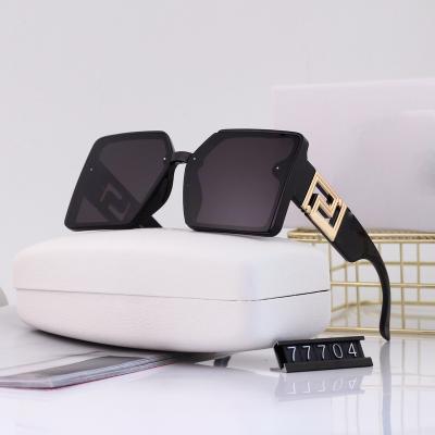 China Fashion sunglasses light up square luxury oversized women wholesale 2022 designer sunglasses uv400 sunglasses MP704 shade for sale