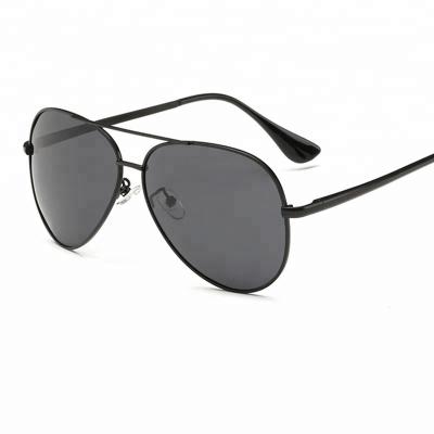 China Fashion sunglasses light up new fashion design men's uv400 polar eagle shade sun glasses hot sale motor polarized sunglasses 2022 for sale