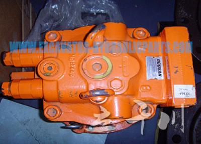 China Motor rotatorio hidráulico LQ32W00011F1 YN15V00035F1 de la matanza del excavador de Kobelco SK260-8 en venta