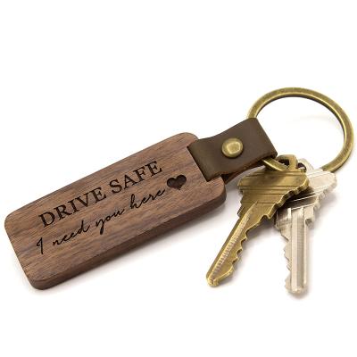 China Europe Kraff R Key Chain DIY Wood Engraving Leather Wood Personalized Brass Key Chain Anniversary Gift For Loved One for sale