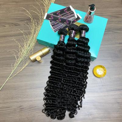 China Each One Bundle 100% Brazilian Virgin Curly Wave Virgin Hair Weave Hair Bundles, Raw Real Mink Brazilian Hair Vendor for sale