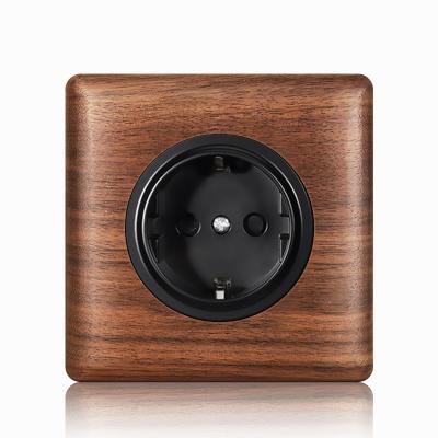 China Luxury High Quality EU Plug 86 Type High Hardness Wood Grain Border 250V Electric Switch Socket 16A Wall Socket With Child Protection for sale