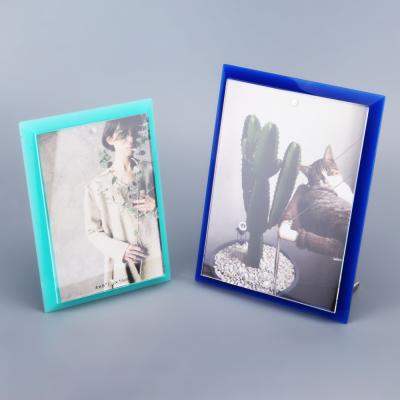 China Hot Sale Home Wedding Decoration Display Photo Frame Decorative Acrylic Magnet Counter for sale