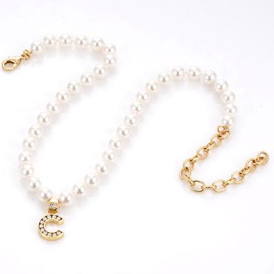 China FASHIONABLE High Quality Freshwater Pearl Letter Initial Necklace For Women for sale