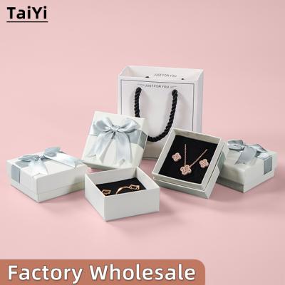 China Wholesale Recyclable Jewelry Boxes For Girl Necklace Ring Drawer Paper Cardboard Jewelry Sweet Packaging Box With Classic Bag for sale