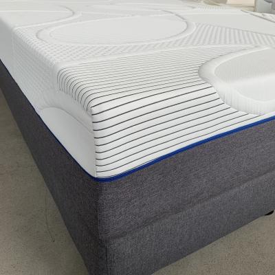 China Cooling OEM ODM Customized Roll Vaccumm Compressed Queen Size 3 Layer - 20CM Memory Foam Mattress for sale