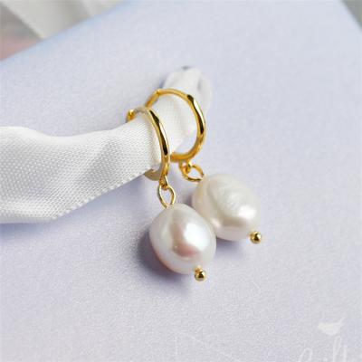 China Environmental Friendly 18K Fine Gold Plated Circle Pearl Freshwater 925 Sterling Silver Lead Earring for sale