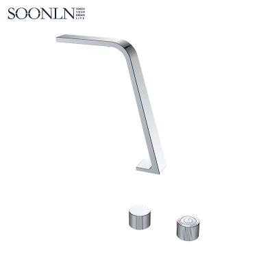 China Modern High Quality Long Body Chrome Basin Bathroom Sink Faucet Widespread Mixer Taps for sale