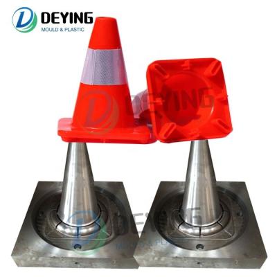 China Factory direct sales plastic mold male and female reflective road traffic cone mold with high quality for sale