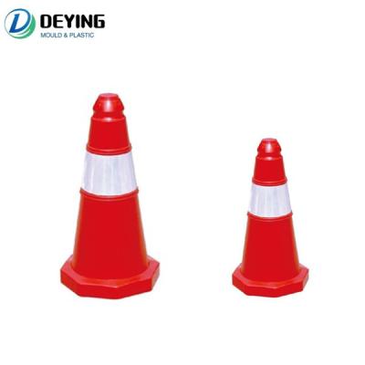 China taizhou plastic road cone rubber base cone injection molding company for sale