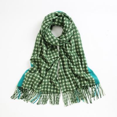 China 2022 New Style Comfortable Warm Houndstooth Winter Classic Scarf Shawl With Long Tassels for sale