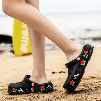 China 2022 Fashion Trend New Design Summer Unisex EVA Anti-Slip Women Men Slippers Sandals Printing Clogs Shoes Classic Garden EVA Clogs Shoes for sale