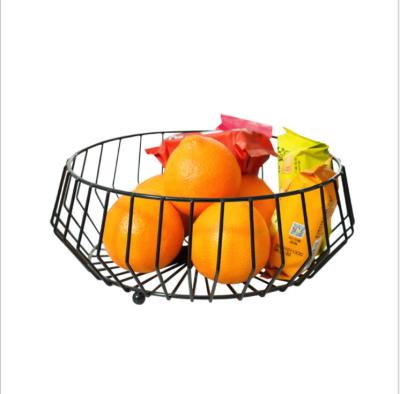 China Living Room Modern Commercial Round Bread Kitchen Fruit Basket Desktop Snack Storage Basket Countertop Metal Vegetable Fruit Basket for sale