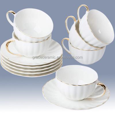 China Sustainable Volume Personalized Large Ceramic Tea Cup And Saucer Set Gold Rim Modern Fine Bone China Tea Cup Set for sale