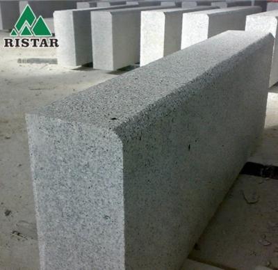 China Exterior And Garden Paving Cheap Gray G603 Granite Stone Curbs , Kerbstone for sale