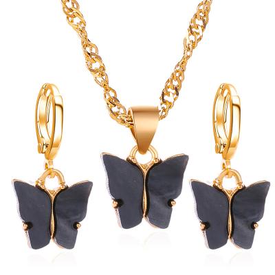 China Hot Sale Fashion Border TRENDY Free Sample Necklace Acrylic Pop Butterfly Necklace Earring Set 2 Pieces Jewelry Set for sale