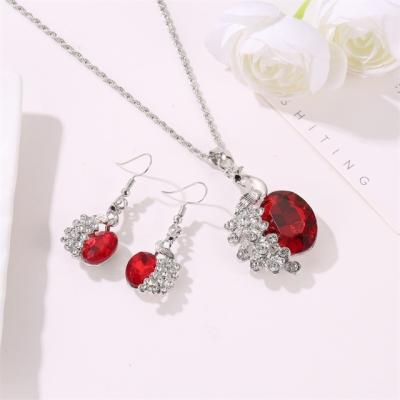 China Peacock free diamond fashion personality new style necklace multicolor women's costume earring necklace for sale