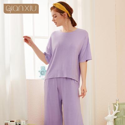 China Wholesale Breathable Squishy Bamboo Fiber Pajamas For Women Short Sleeve Cropped Pants 2 Piece Pajama Shorts Pajamas Sleepwear Women for sale