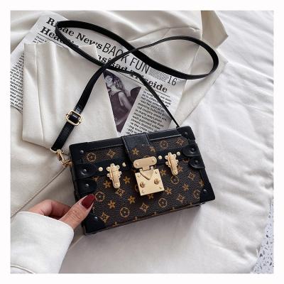 China Other 2022 Hot Selling Women Fashion Handbag Designed Evening Clutch Bag Cross - Body for sale