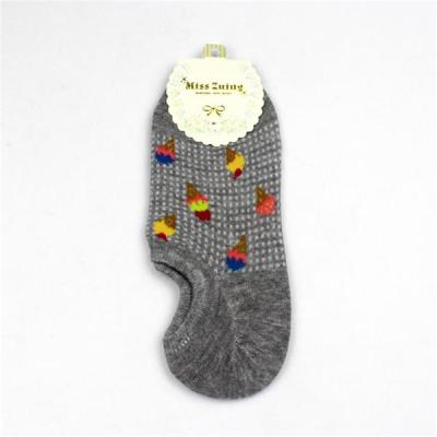 China Colorful design no show socks for women for sale