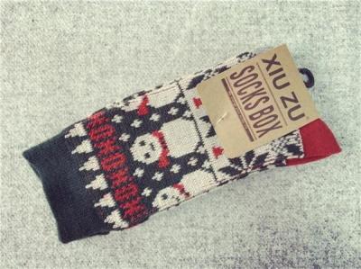 China High quality customized christmas snowman design winter acrylic cozy socks for female for sale