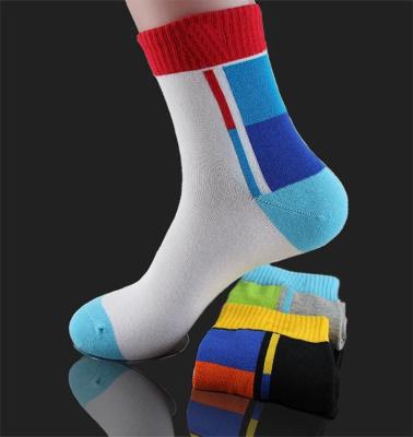 China 2016 Newest top selling custom colorful summer athletic mid calf length socks for men for sale