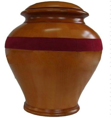 China European Style Funeral Equipment Cremation Equipment Wooden Urn For Ashes for sale