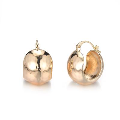 China New Statement Design Hollow Huggie Circle Chunky Earrings 14K Round Gold Plated Ball Hoop Earrings FASHIONABLE for sale