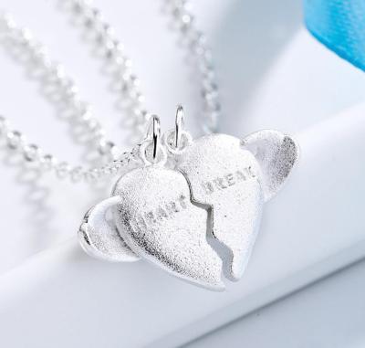 China Romantic New Product Wishing Couples Stone Necklace Splicing Creative Magnet Love Jewelry for sale