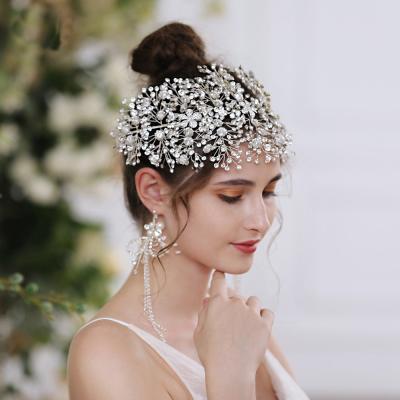 China Sporty European and American bridal headwear, luxury rhinestone wedding, birthday party for sale