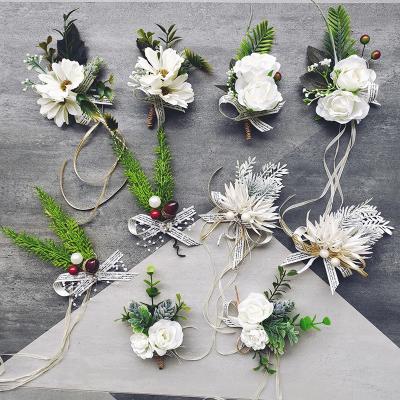 China Mori Girl Green Small Fresh Knot Wedding Hand Border Flower Handmade Wrist Corsage Rhinestone Bridesmaid Bride Accessories for sale