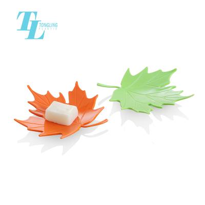 China Home Plastic Bathroom China Maple Leaf Shape Soap Dish Wholesale for sale