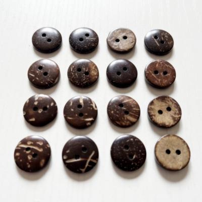 China Best Selling Washable Natural Coconut Shell Button 24# 15mm 300pcs/bag for sale