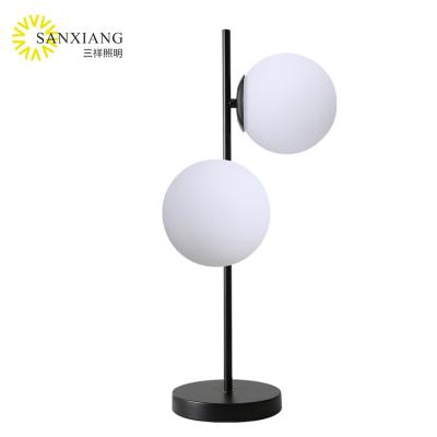 China Wholesale Modern Easy To Install Nordic Style Modern E27 Table Lamp For Home Bar Bedside Dinner for sale