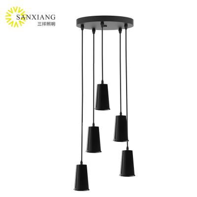 China Skycam OEM/ODM Modern Decoration Ceramic Indoor Black White E27 Pendant Light For Home for sale