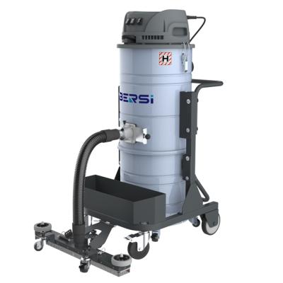 China S3 Hotels Wet And Dry Industrial Vacuum Cleaner With Front Brush for sale