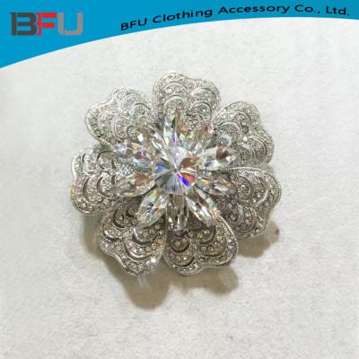 China Elegant fancy crystal brooch for wedding elegant crystal brooch for bride for sale