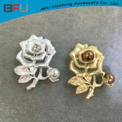 China Elegant High Quality Metal Rose Flower Brooch Rose Brooch for sale