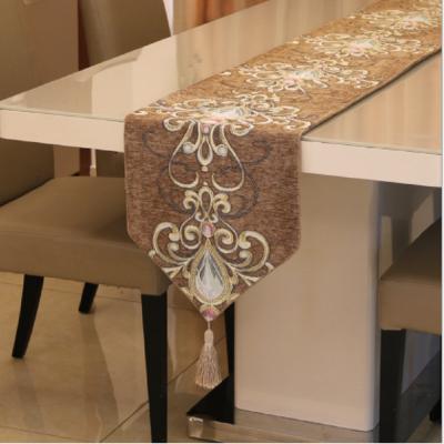 China European Flower Table Runner Wedding Flower Embroidered Decorative Table Runner Dining Room Luxury For Dining Table Floral Hotel Woven for sale