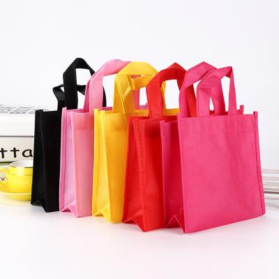 China Eco Friendly Foldable Reusable Custom Non Woven Shopping Bag Bag for sale