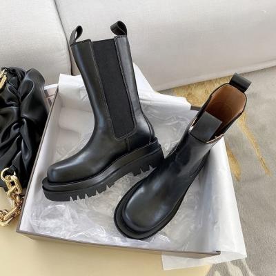 China Ankle Platform Ladies Flat Army Leather Luxury Black Custom Chelsea Leather Winter Military Women Boots for sale