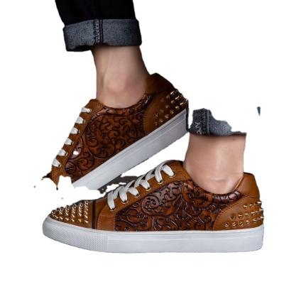 China Lightweight Men's Fashion Comfortable Breathable Casual Brand Luxury Shoes for sale