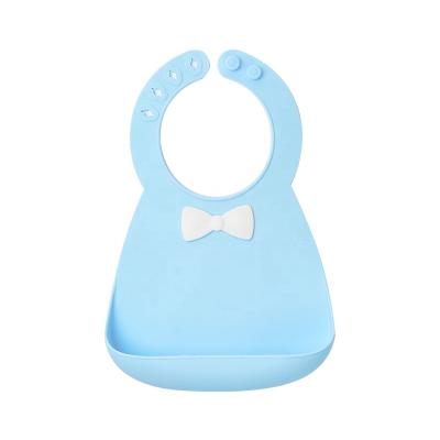 China BPA Free Hot Sale Baby Feeding Set Supplies BPA Free Drooling Bandana Bib Set Wholesale With Pocket Infant Toddler Silicon Baby Bibs for sale